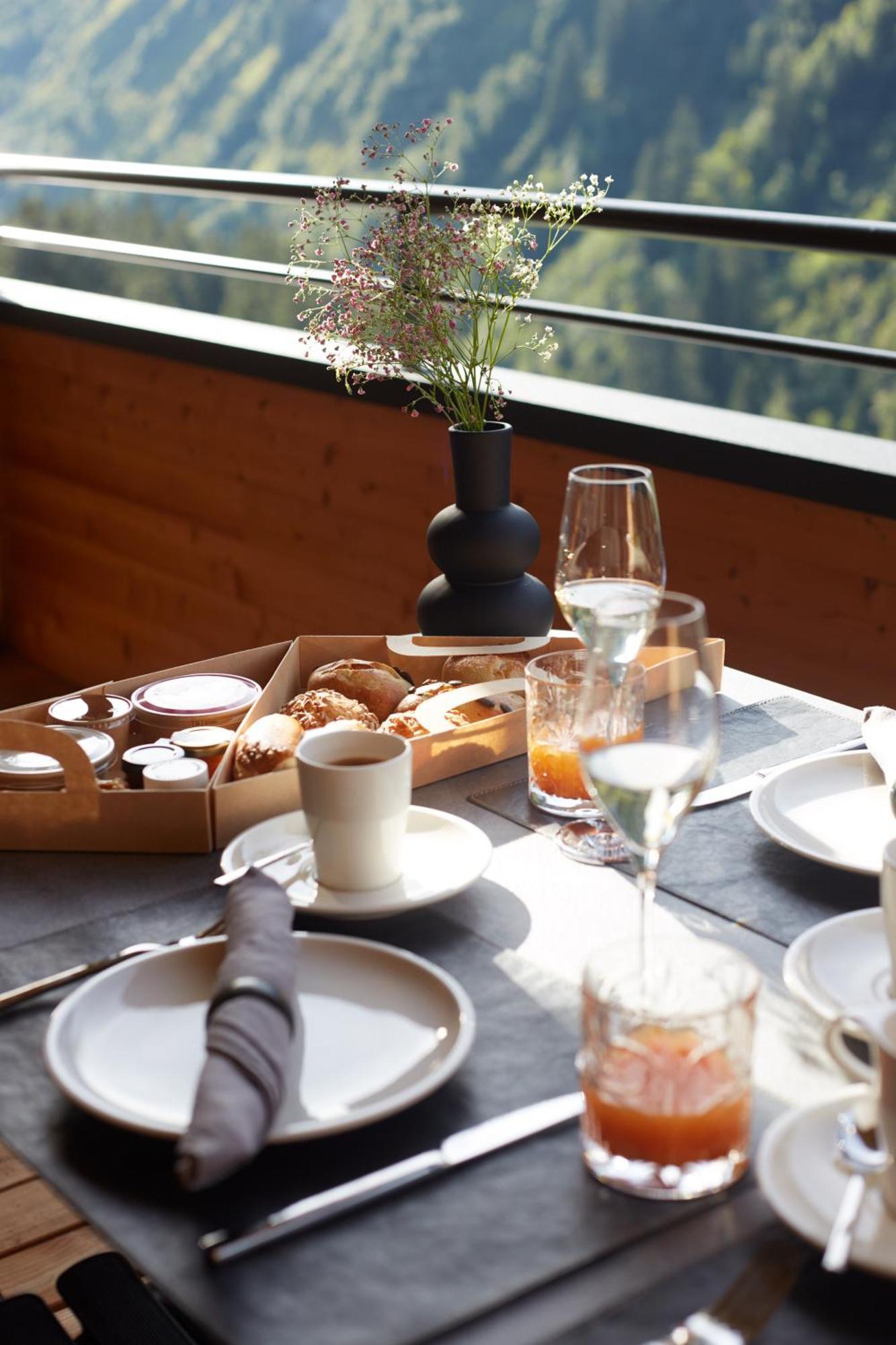 Alpenstolz Damuels Haus 1 - Stilvoll Urlauben In Den Bergen Apartamento Exterior foto