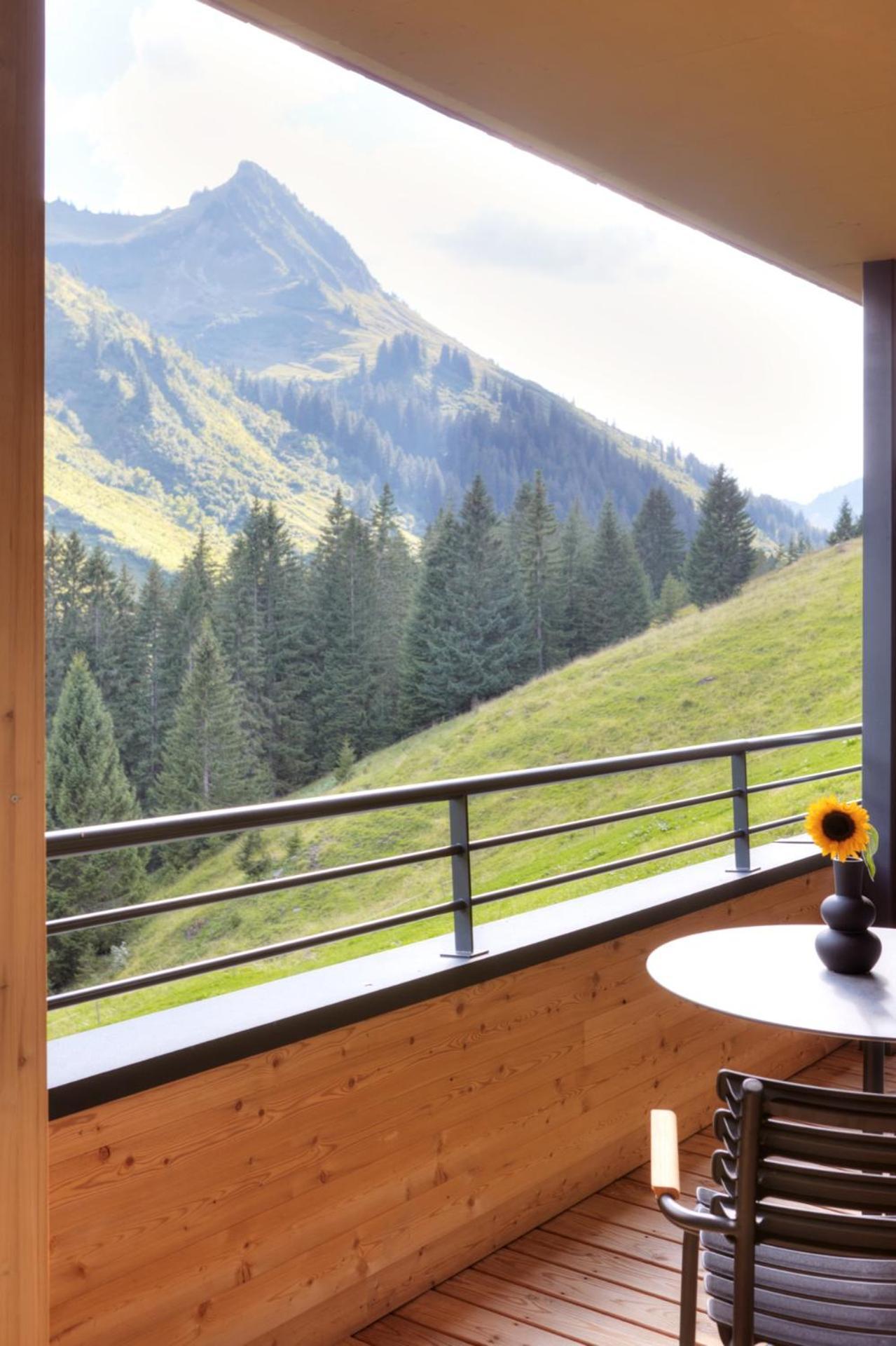 Alpenstolz Damuels Haus 1 - Stilvoll Urlauben In Den Bergen Apartamento Exterior foto